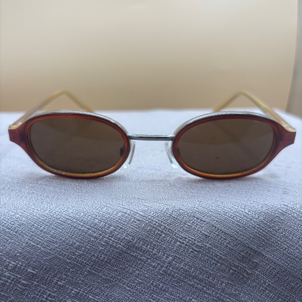 Iguana 12026 Vintage Y2K Oval Sunglasses Brown Amber Silver 90s Micro Frames